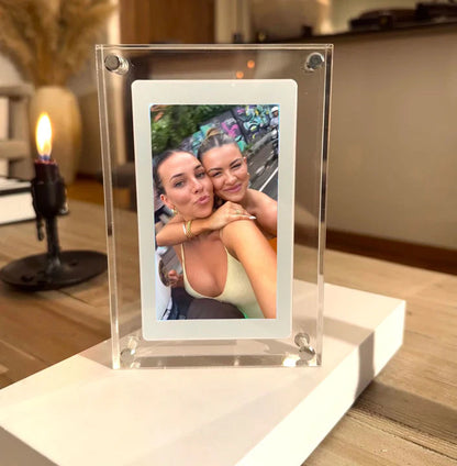 REMORYZ™ - Le cadre qui ramène ceux que vous aimez plus près